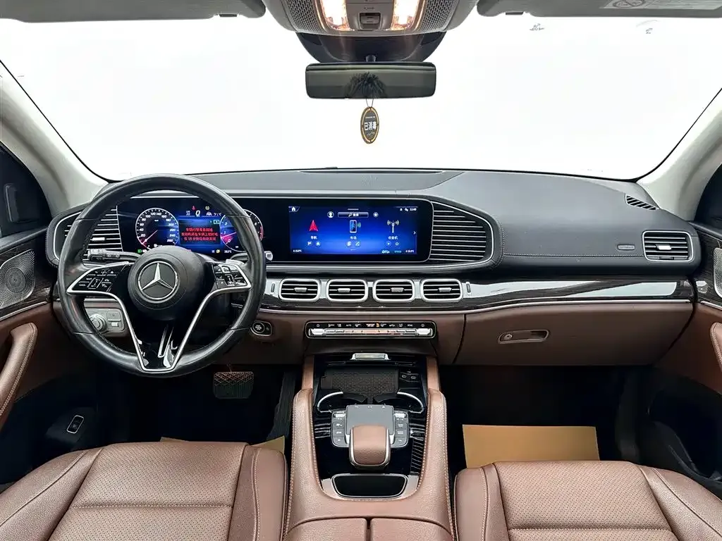 Mercedes-Benz GLE — фото 10