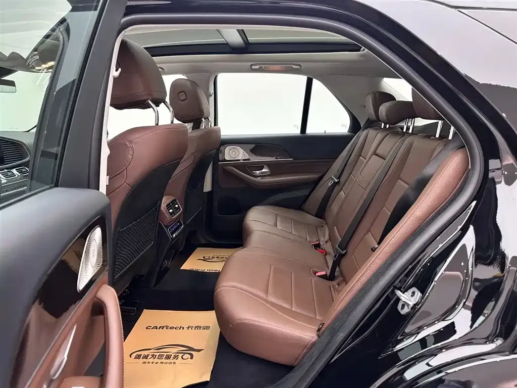 Mercedes-Benz GLE — фото 9