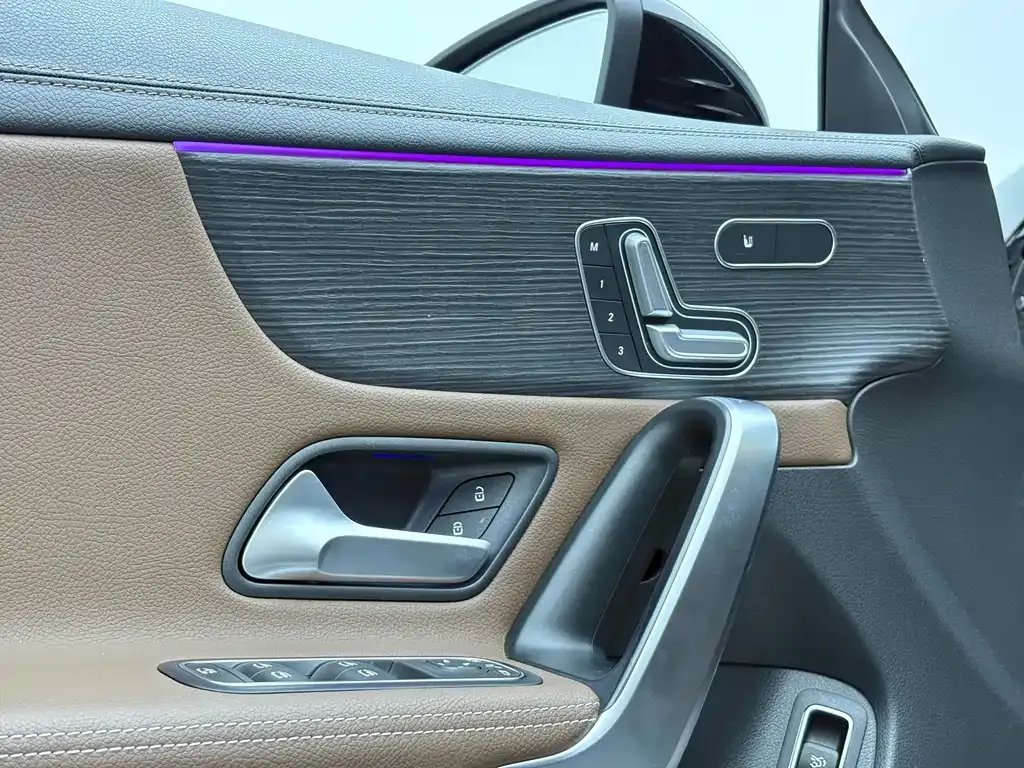 Mercedes-Benz CLA (Import) — фото 9
