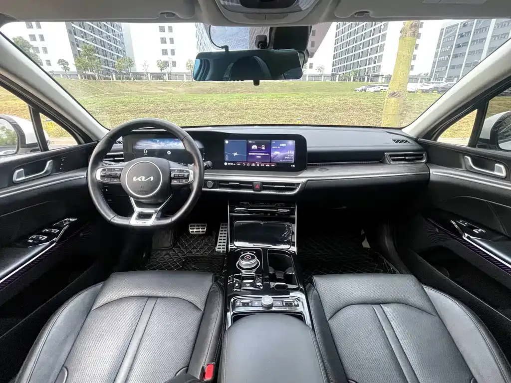 Kia K5 — фото 9