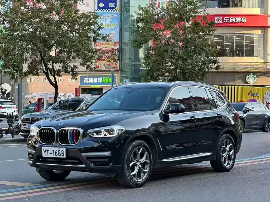 BMW X3 — фото 1