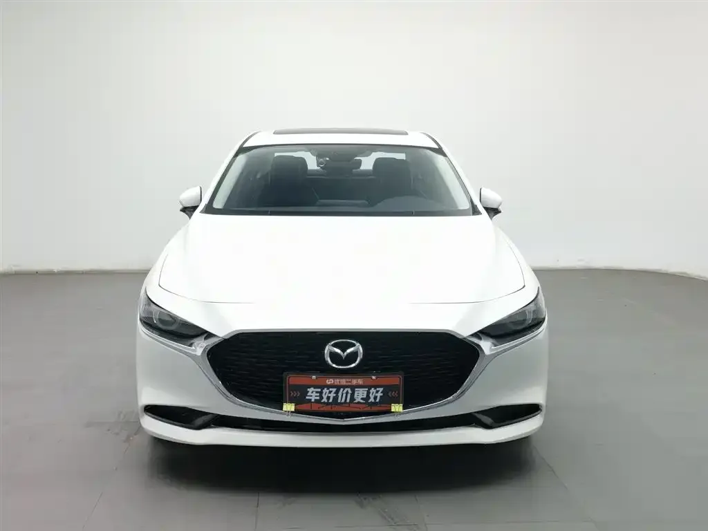 Mazda 3 Axela — фото 3