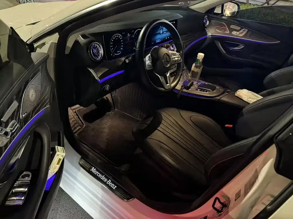 Mercedes-Benz CLS — фото 2