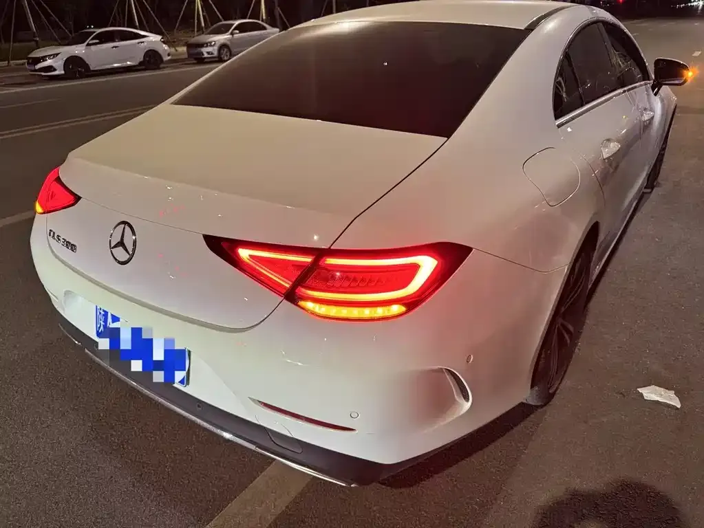 Mercedes-Benz CLS — фото 4