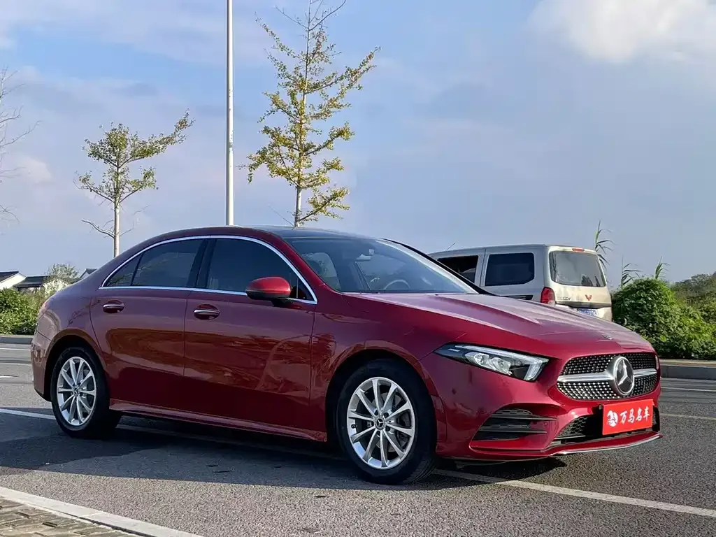 Mercedes-Benz A-Class — фото 2
