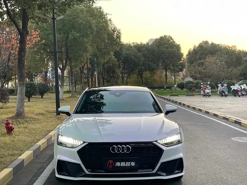 Audi A7 — фото 2
