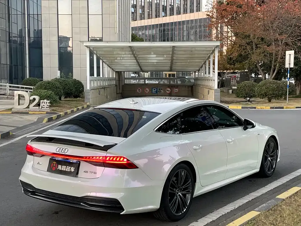 Audi A7 — фото 6
