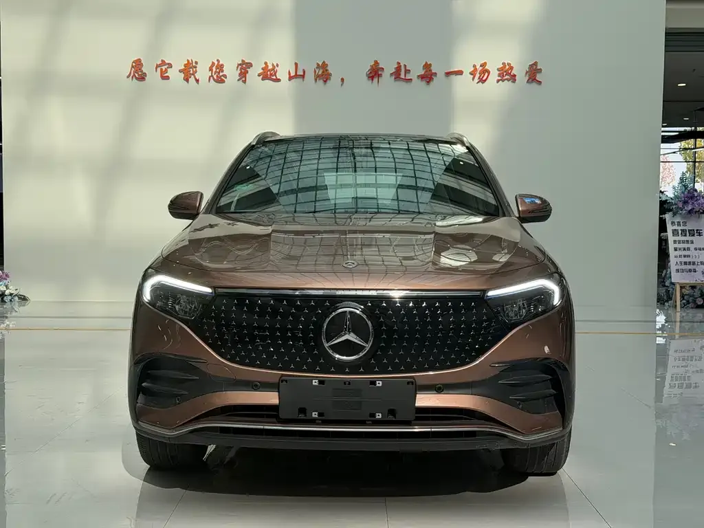 Mercedes-Benz EQA — фото 2