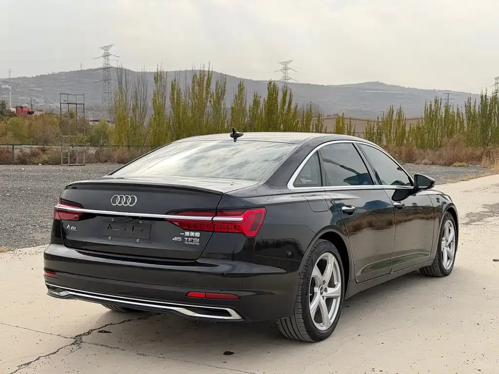 Audi A6L — фото 4