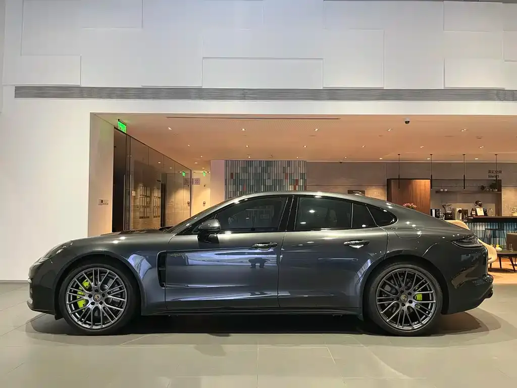 Porsche Panamera Hybrid — фото 2