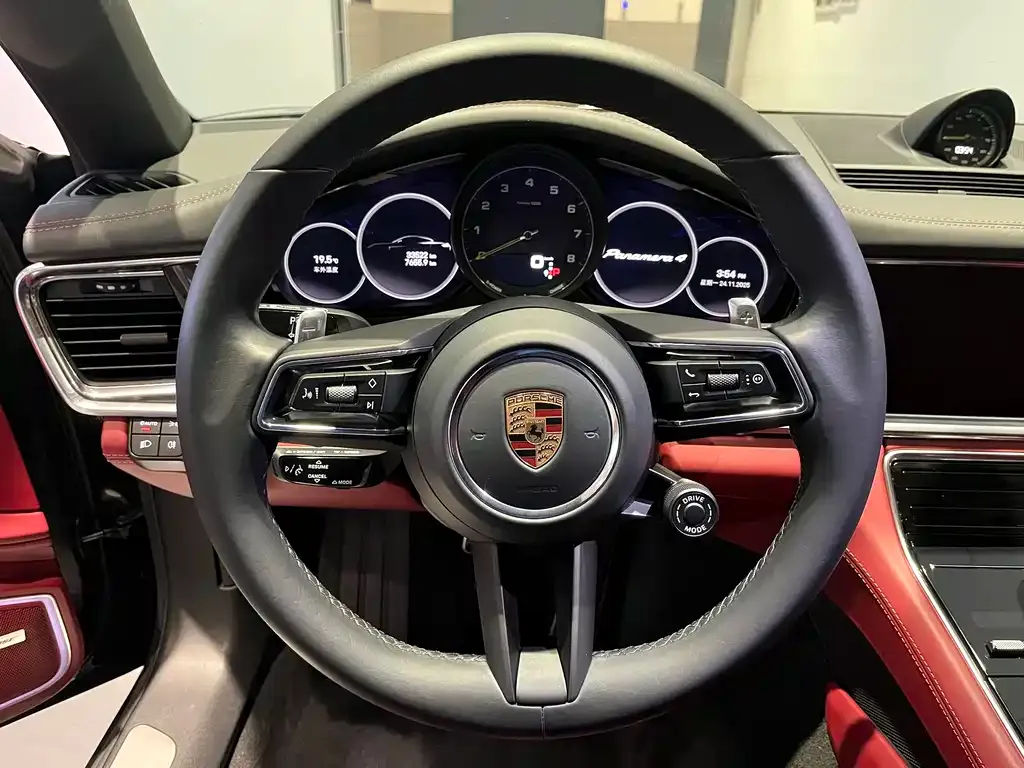 Porsche Panamera Hybrid — фото 9
