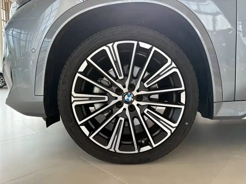 BMW X1 — фото 2