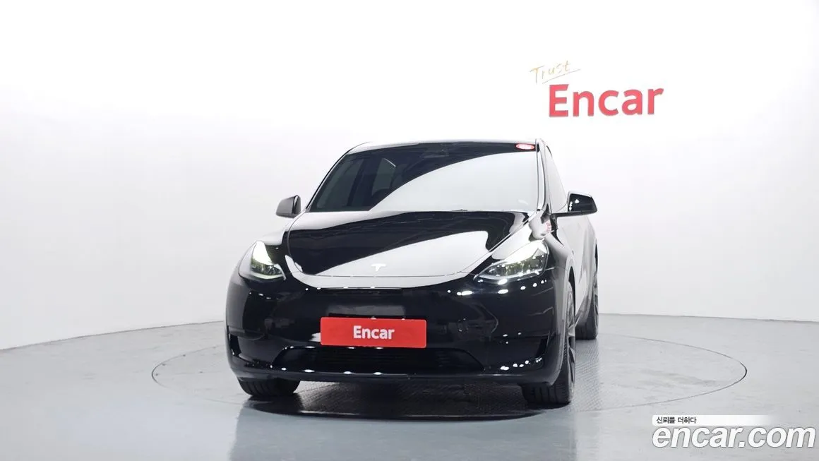 Tesla Model Y — фото 3