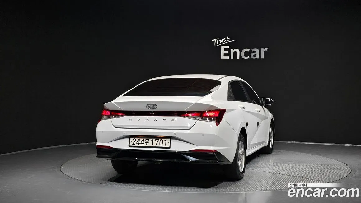 Hyundai AVANTE — фото 4
