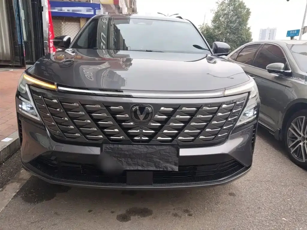 Changan CS75PLUS — фото 3