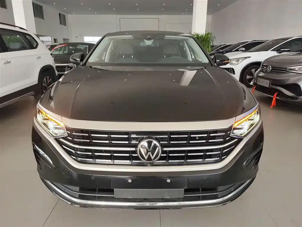 Volkswagen Passat — фото 3