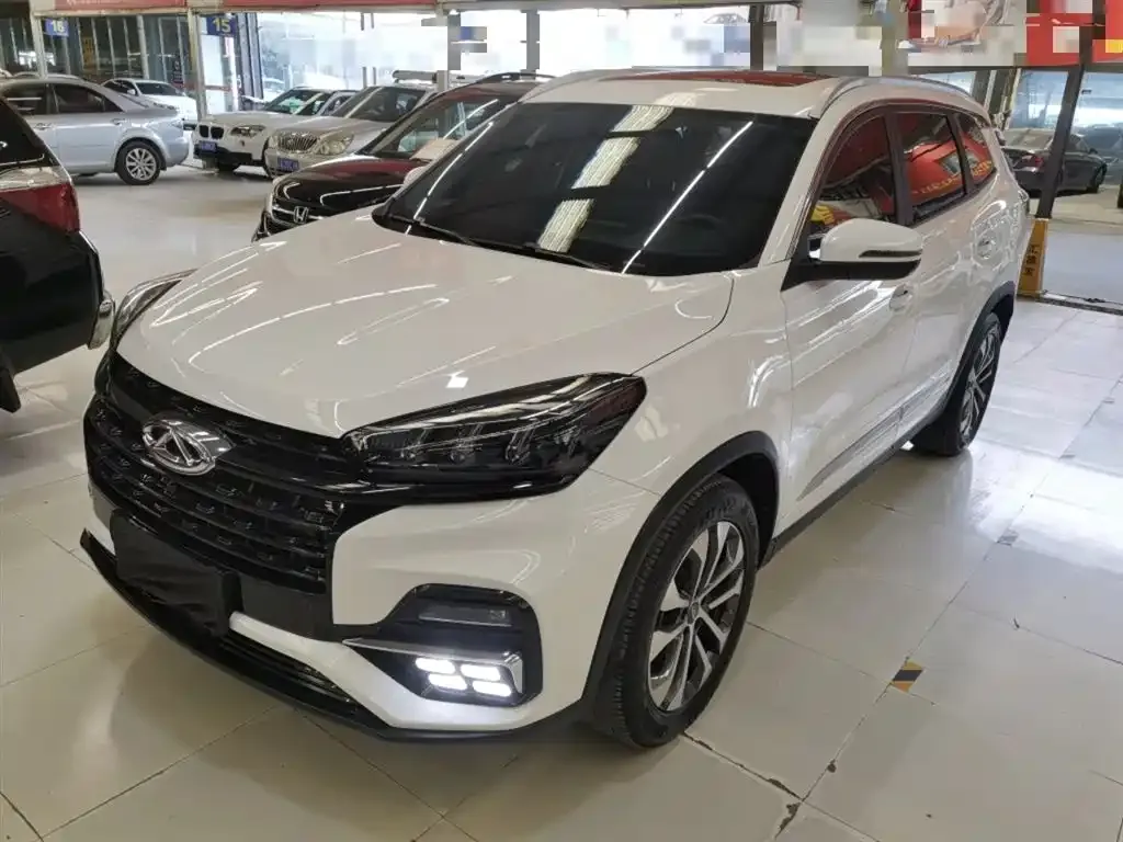 Chery Tiggo 8 — фото 1