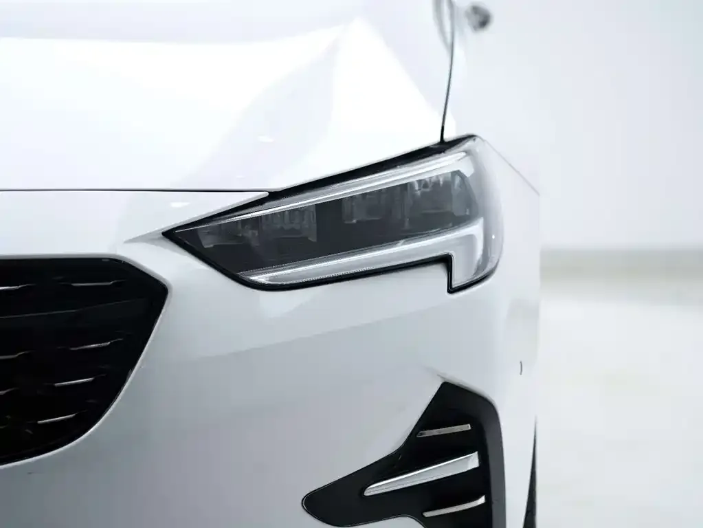 Buick Regal — фото 8
