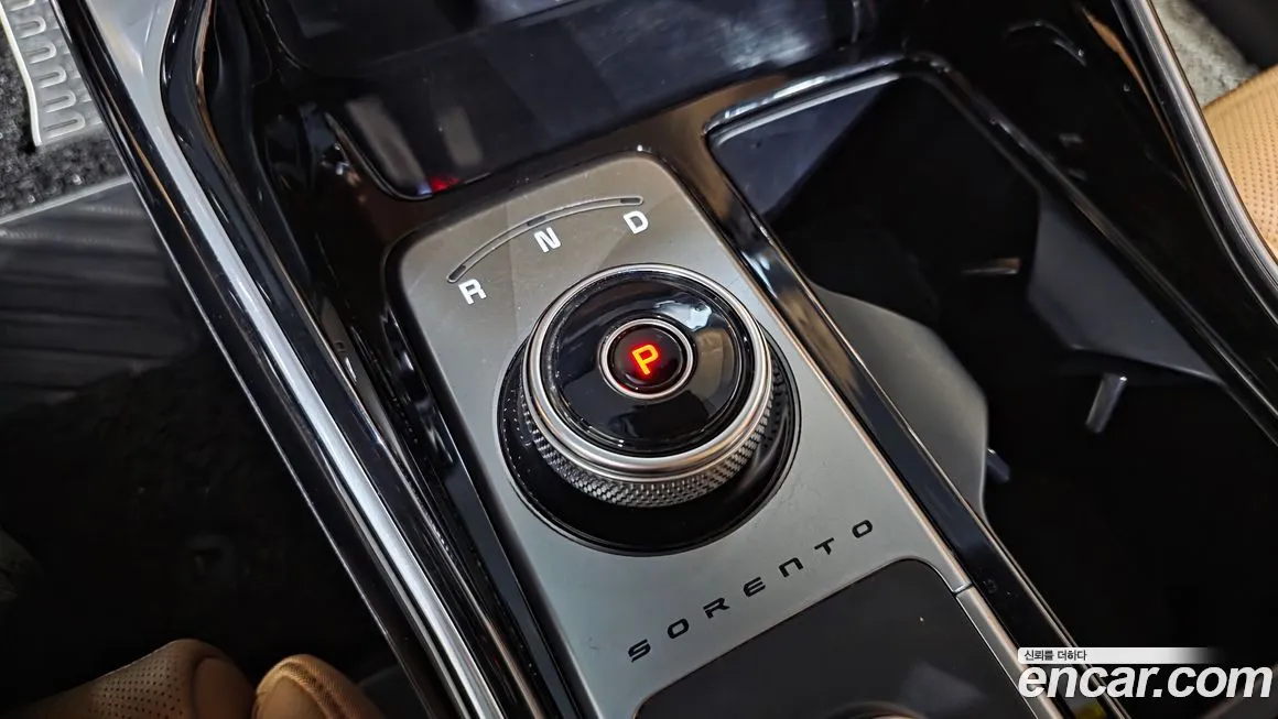 Kia Sorento — фото 9