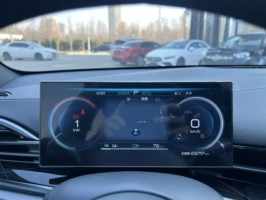 BYD Seal — фото 10