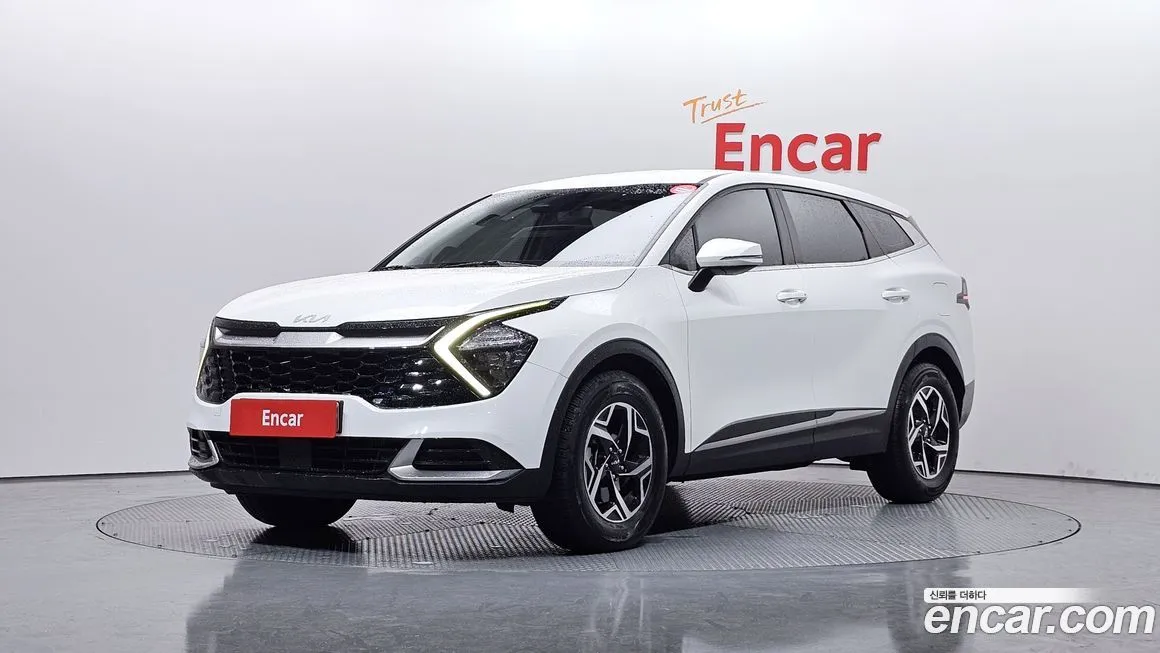 Kia Sportage — фото 1