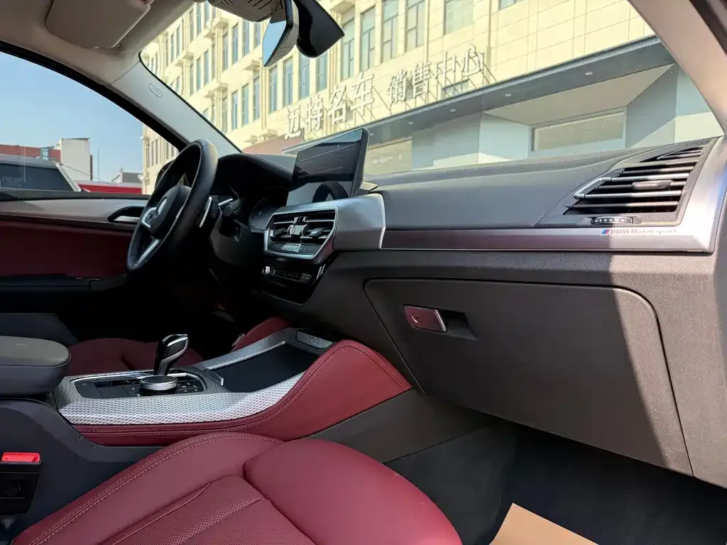BMW X4 — фото 10