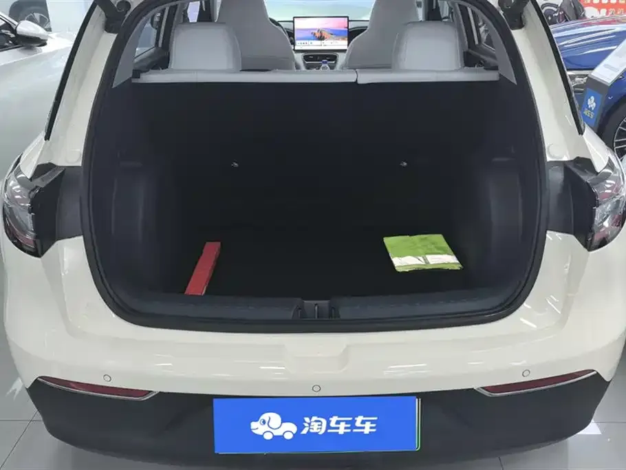 Geely Starburst — фото 4