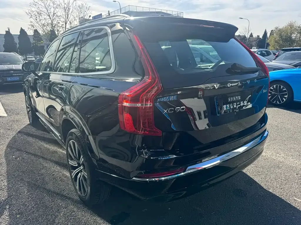 Volvo XC90 — фото 3