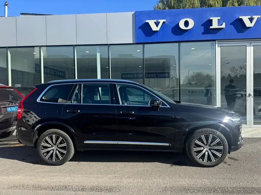 Volvo XC90 — фото 6