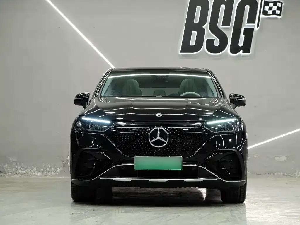 Mercedes-Benz EQE SUV — фото 2