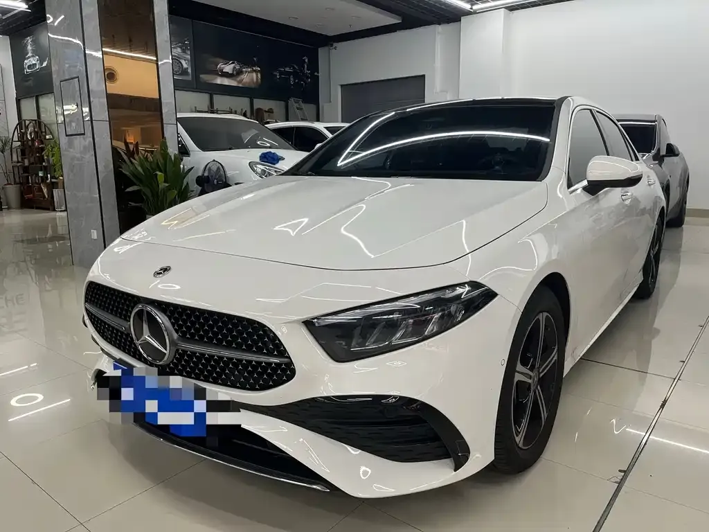 Mercedes-Benz A-Class — фото 1