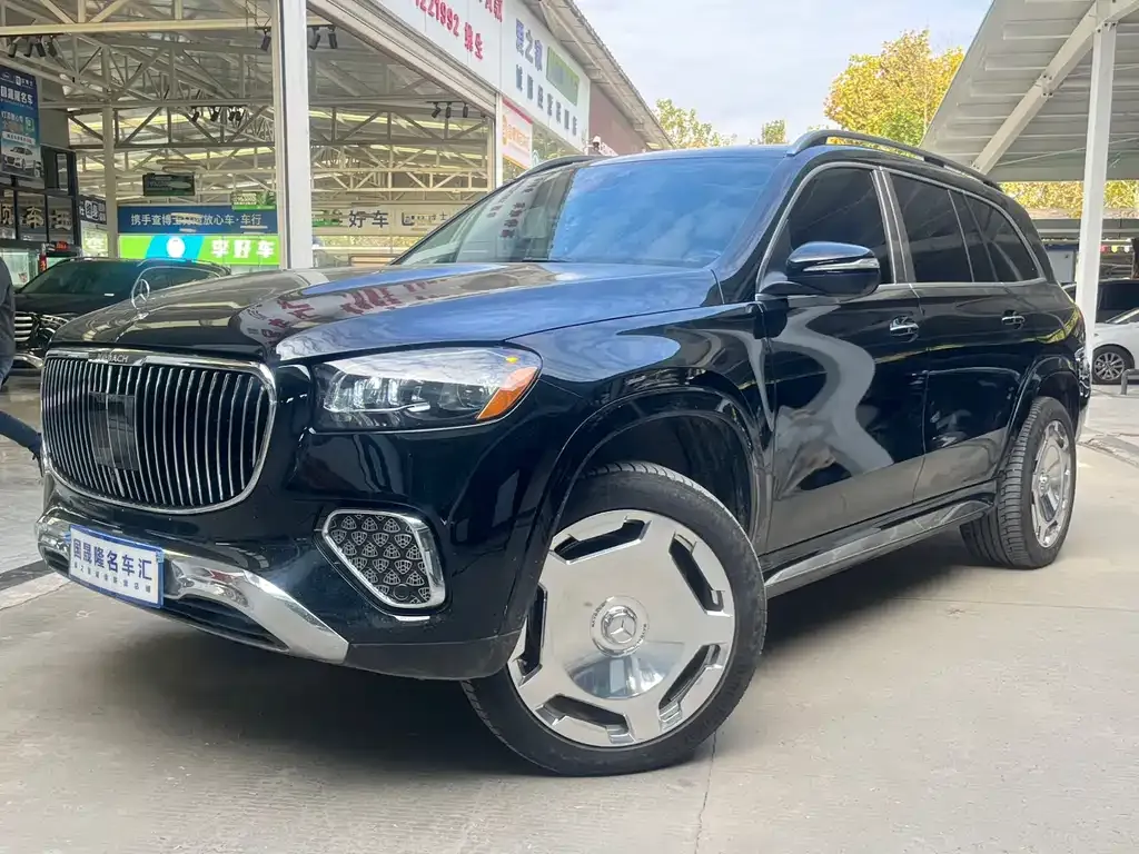 Mercedes-Benz GLS — фото 1