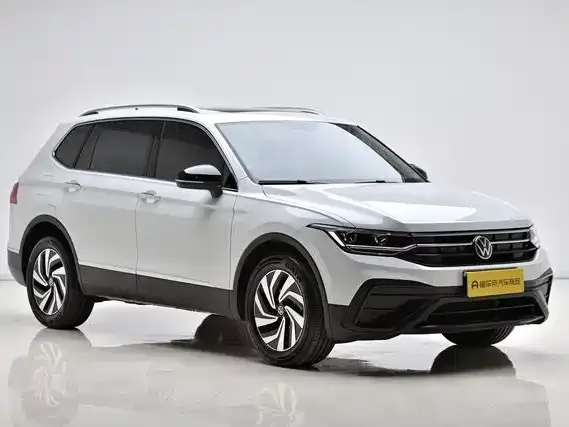 Volkswagen Tiguan L — фото 3