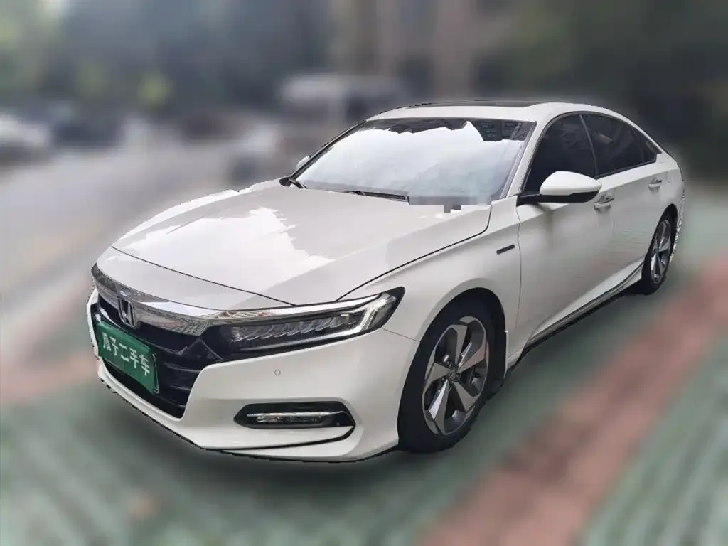 Honda Accord — фото 1