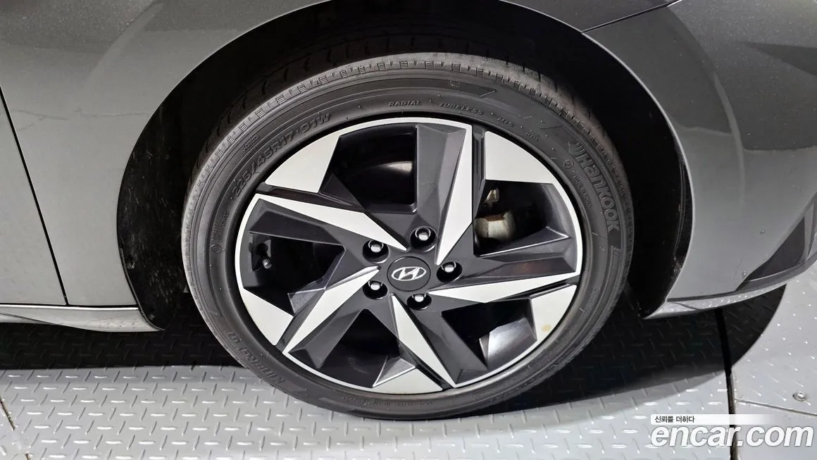 Hyundai AVANTE — фото 5