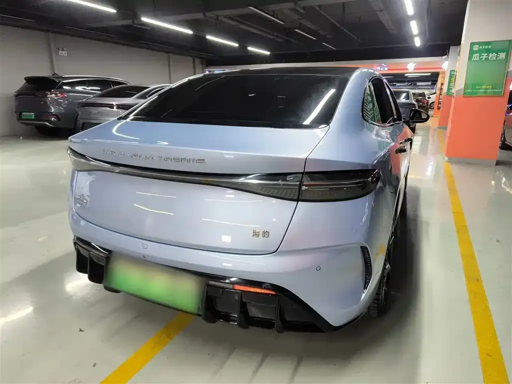 BYD Seal — фото 7