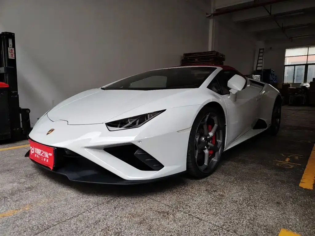 Lamborghini Huracan — фото 1