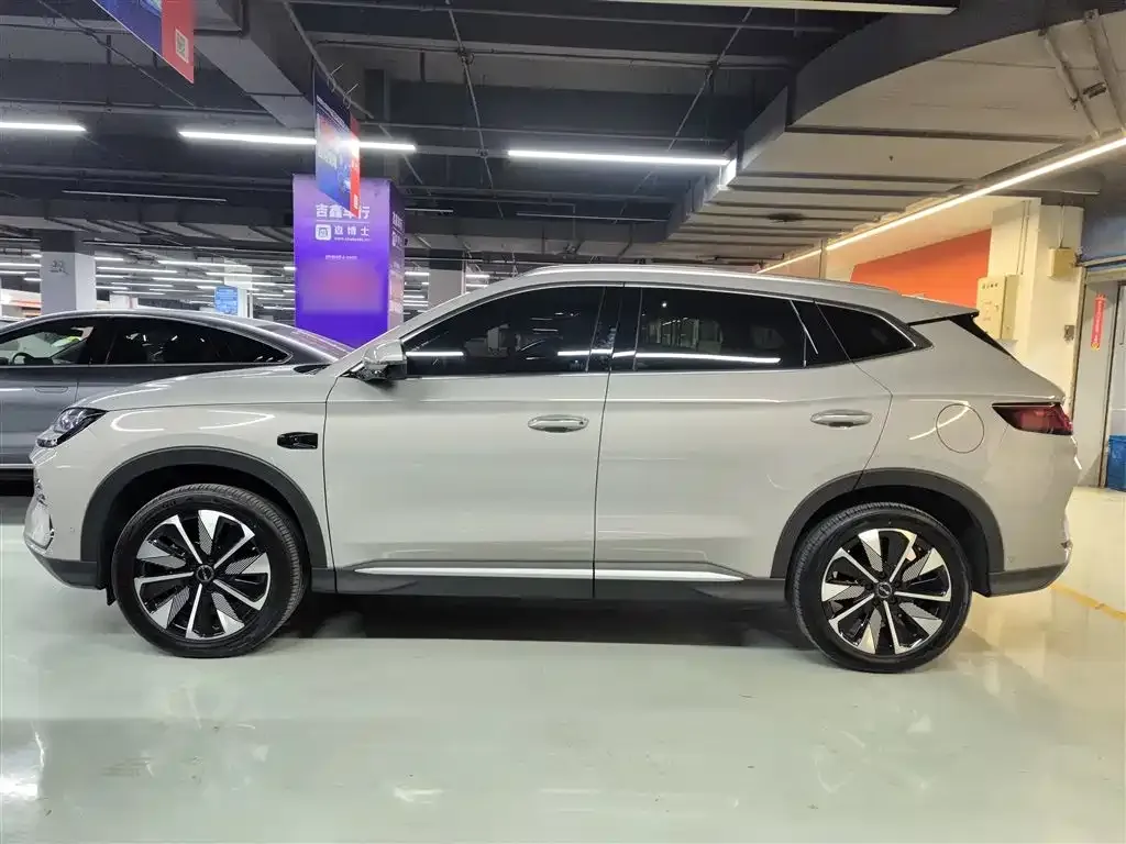 BYD PLUS New Energy — фото 5