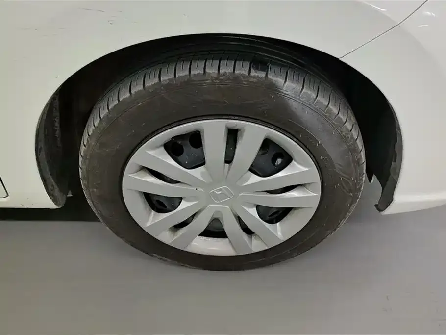 Honda Fit — фото 6