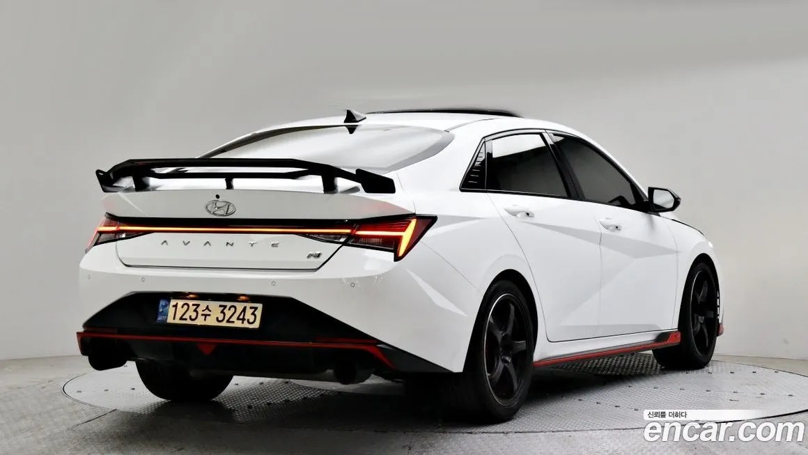 Hyundai AVANTE — фото 4