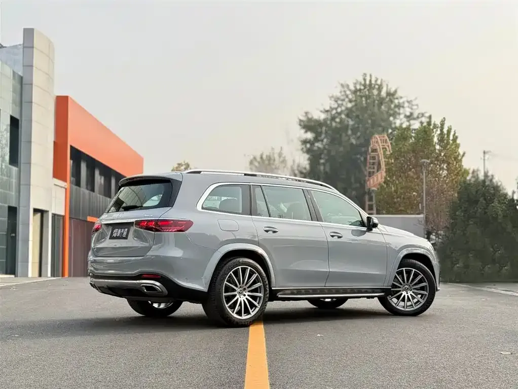 Mercedes-Benz GLS — фото 3
