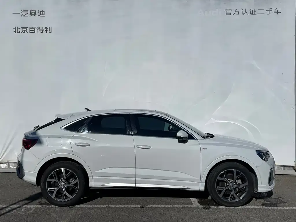 Audi Q3 Sportback — фото 5