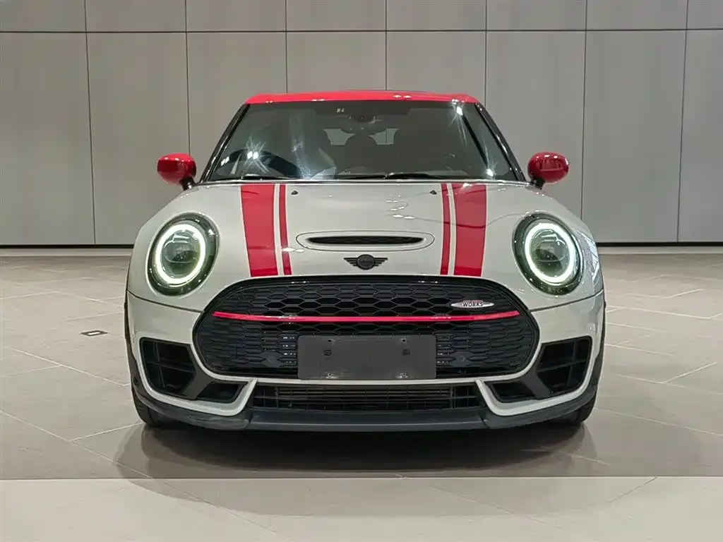 MINI Clubman JCW — фото 2