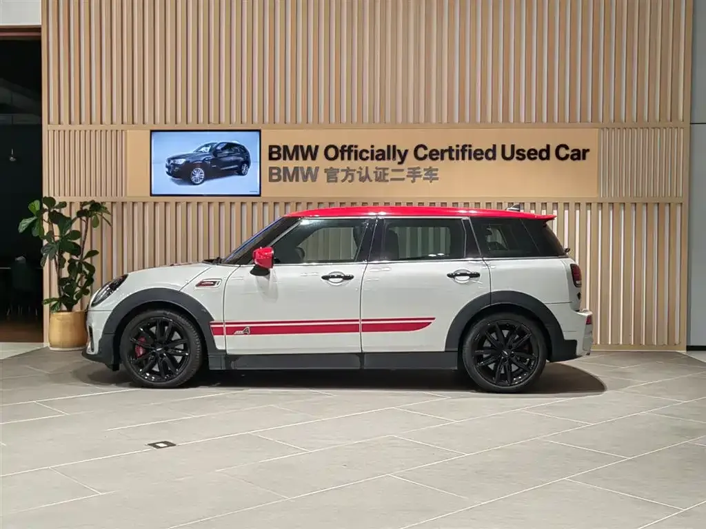 MINI Clubman JCW — фото 3