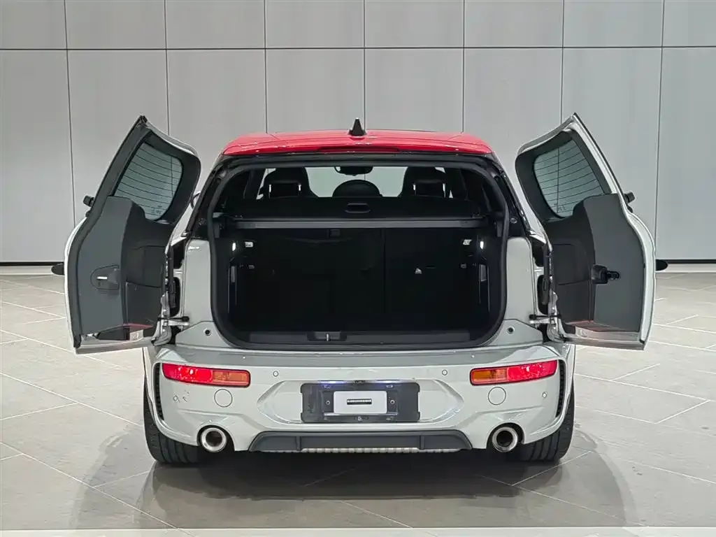 MINI Clubman JCW — фото 5