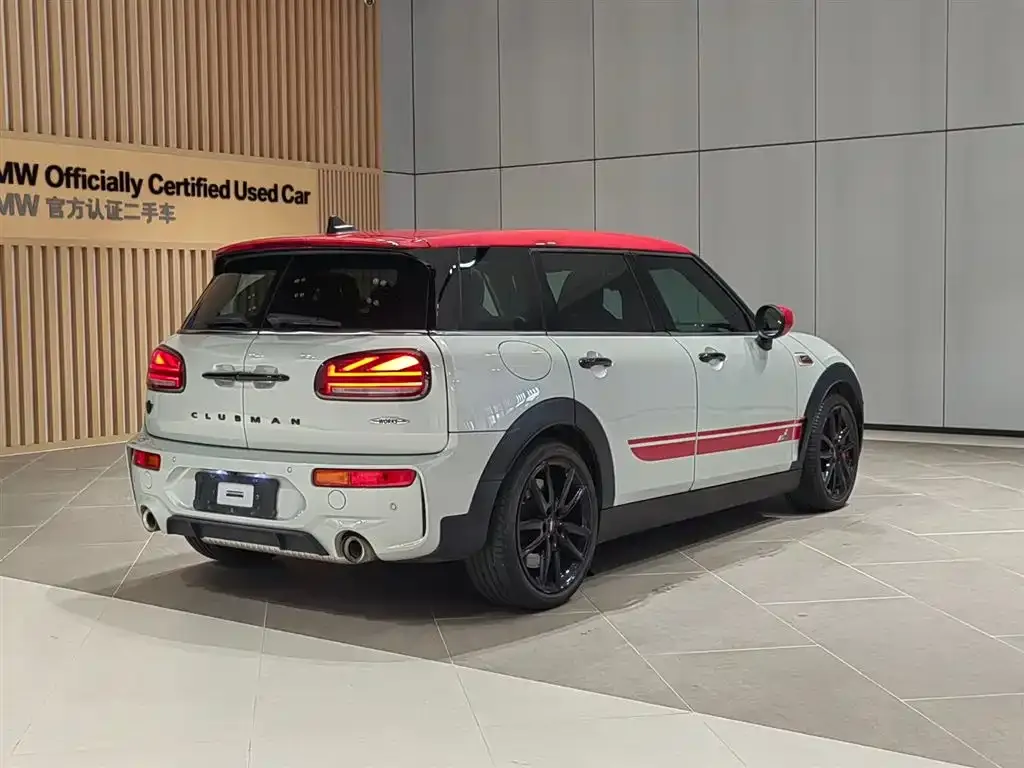 MINI Clubman JCW — фото 6