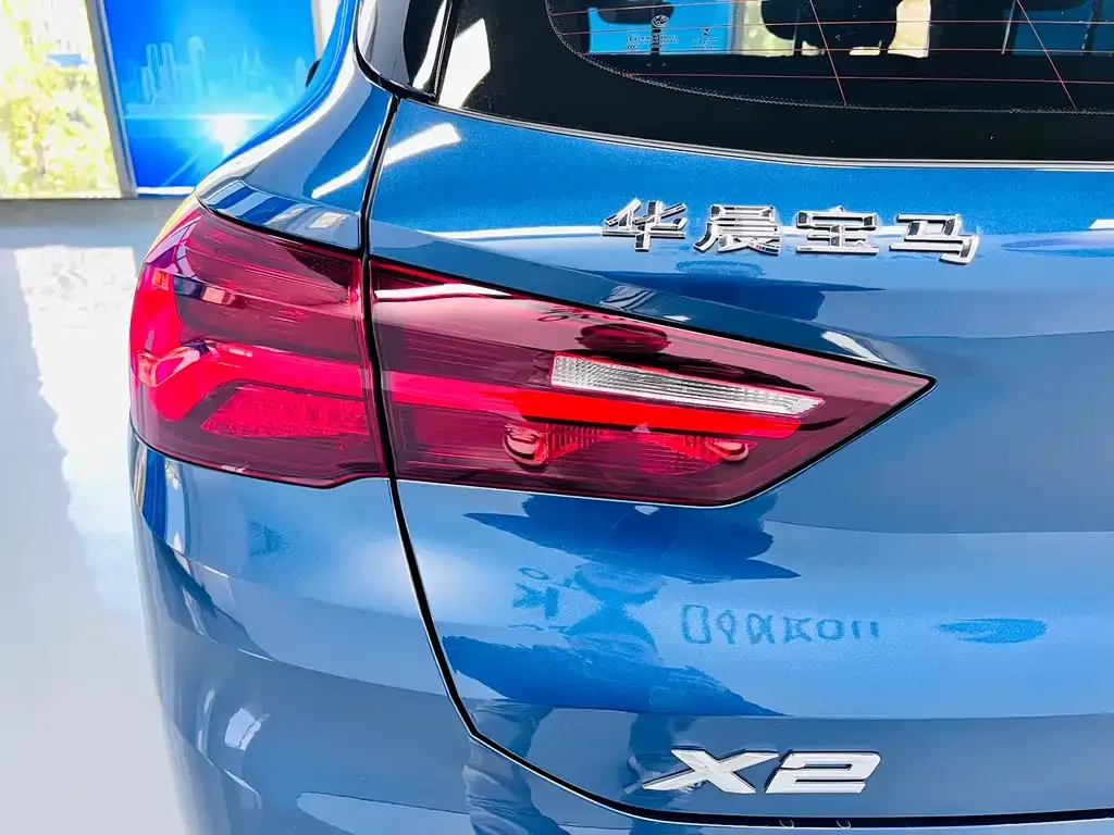 BMW X2 — фото 10