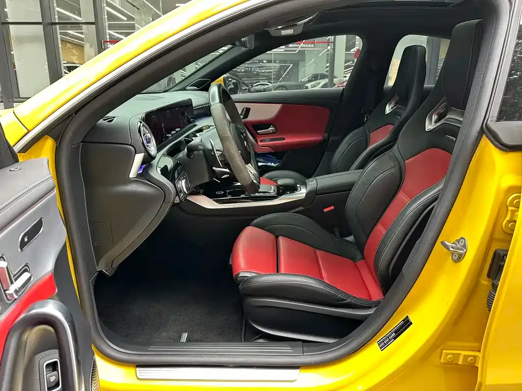 Mercedes-Benz CLA AMG — фото 3