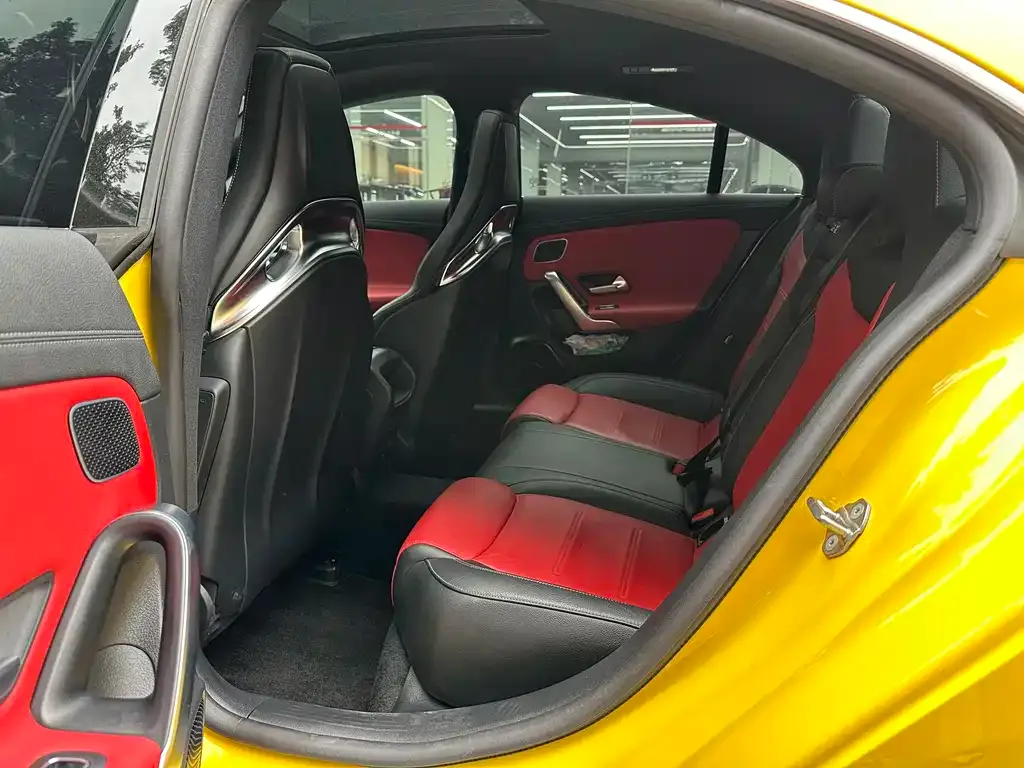 Mercedes-Benz CLA AMG — фото 9