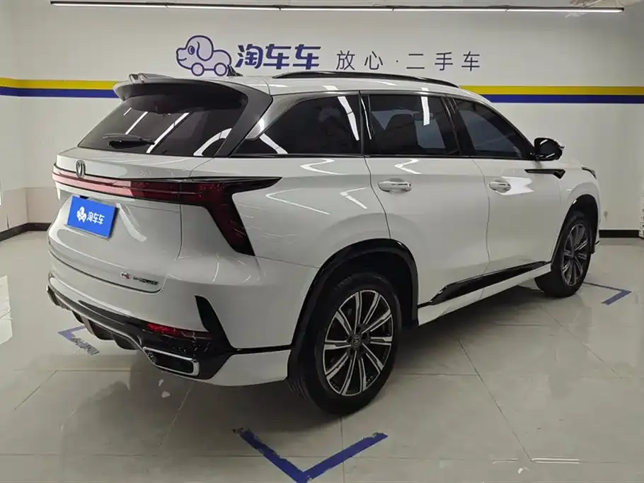 Changan CS75PLUS — фото 3